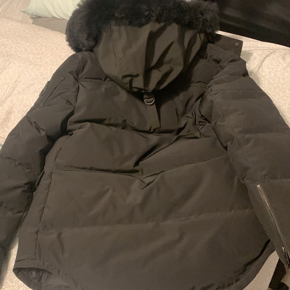 Moose knuckles winter jacket. - Picture 2 of 4
